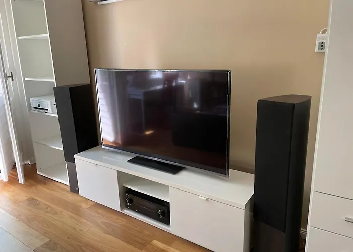 شقة Modern And Cozy In Good Location برلين