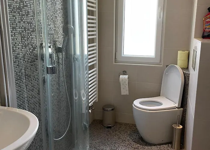 شقة Modern And Cozy In Good Location برلين